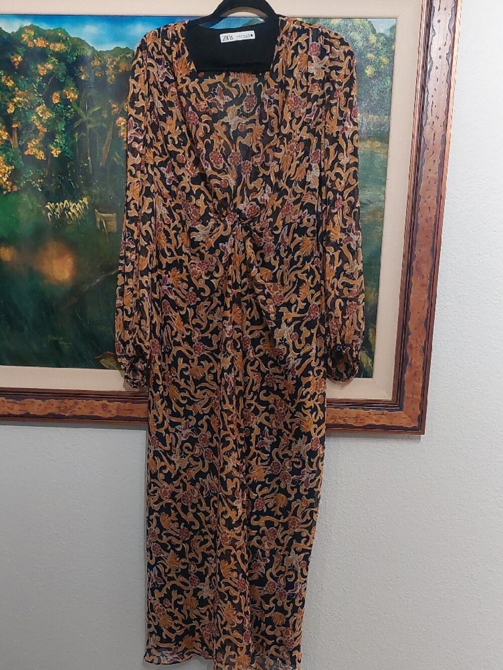 Zara Maxi Dress. - Picture 4 of 11